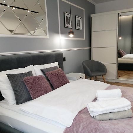 Apartament Lucy - Scisle Centrum Czestochowy Częstochowa Kültér fotó
